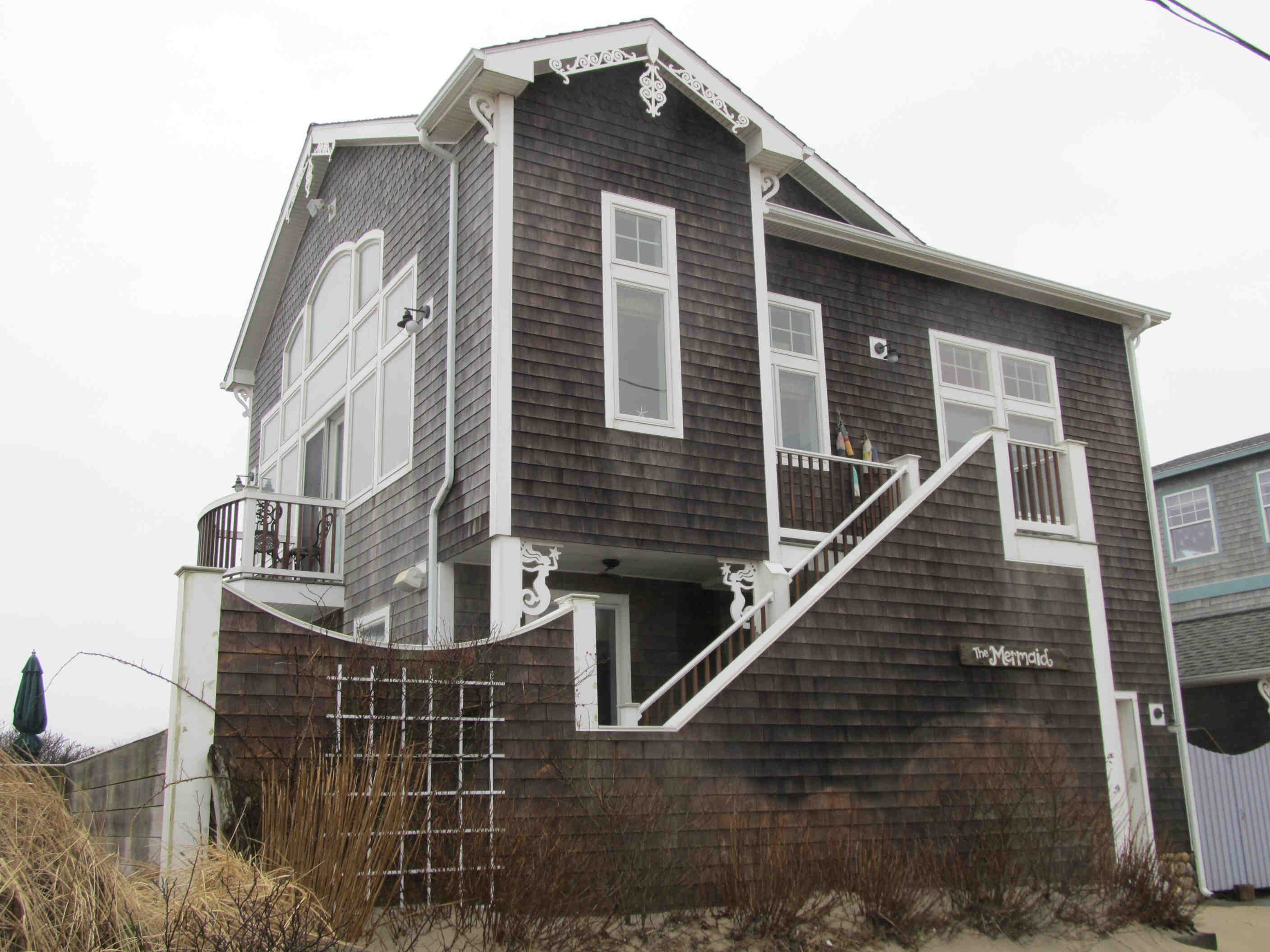 All Raid Rings 17 RI Illegal Gambling Ring Members Busted after Raids: Police ...