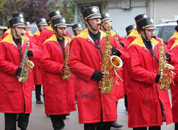 photo-gallery-troy-athens-high-school-homecoming-parade-troy-mi-patch