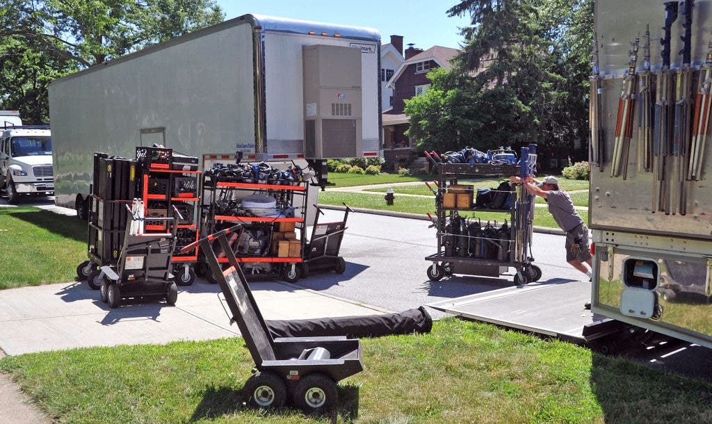 News small post card thumbnail