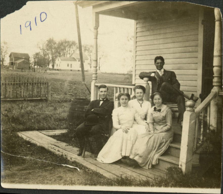 News small post card thumbnail