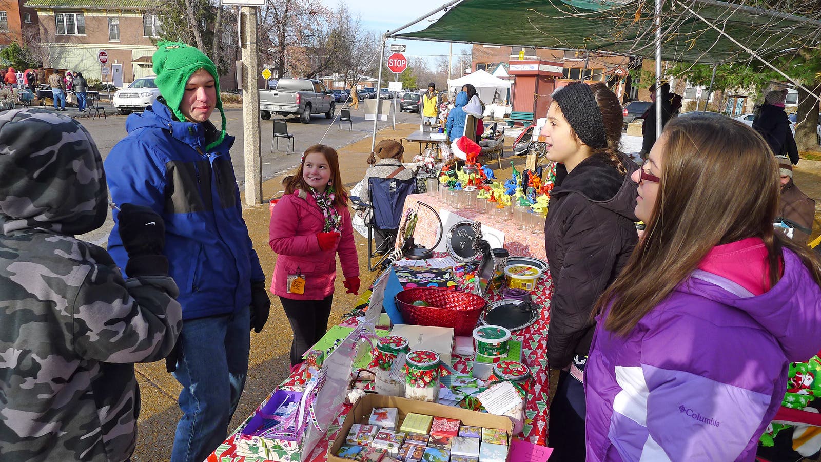 News small post card thumbnail