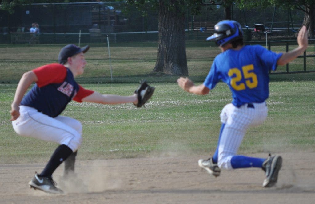 Lake Forest Lake Bluff 14 Travel Teams Square Off In Baseball