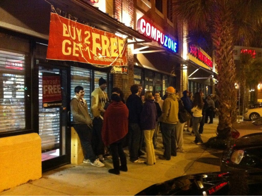 News small post card thumbnail