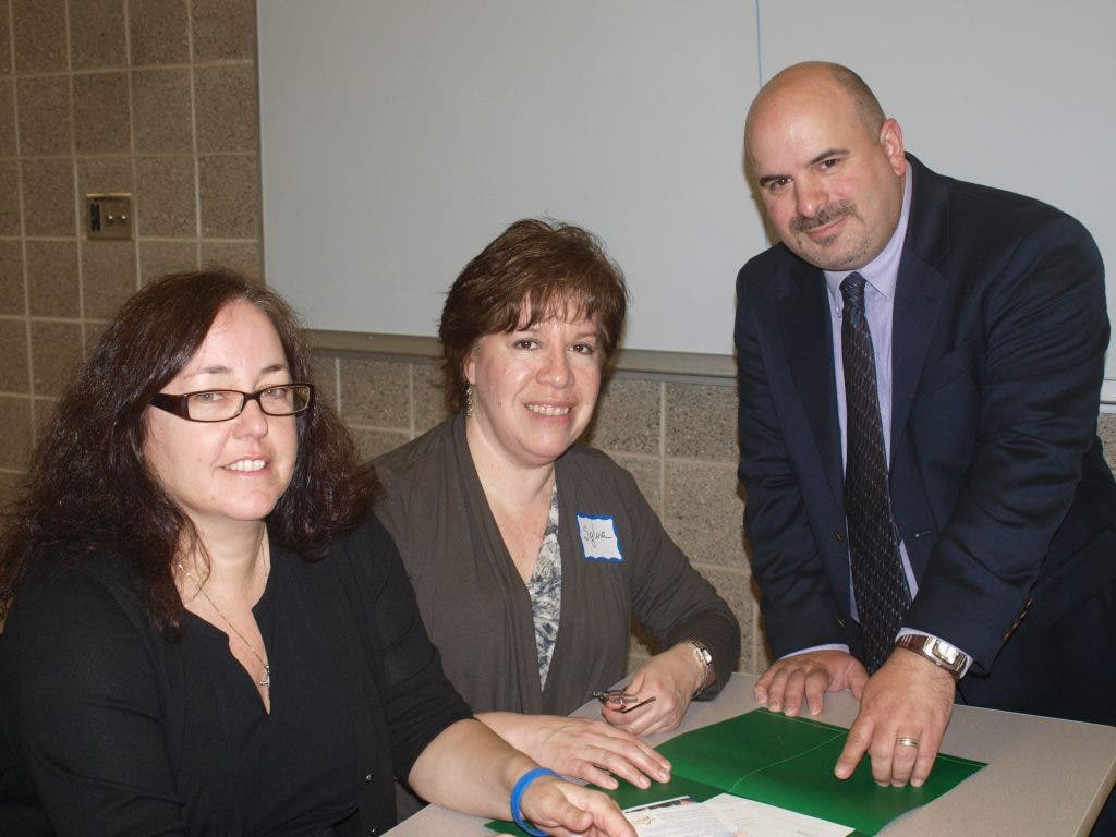 MHANJ Provides to Staff of State Employment Centers Verona