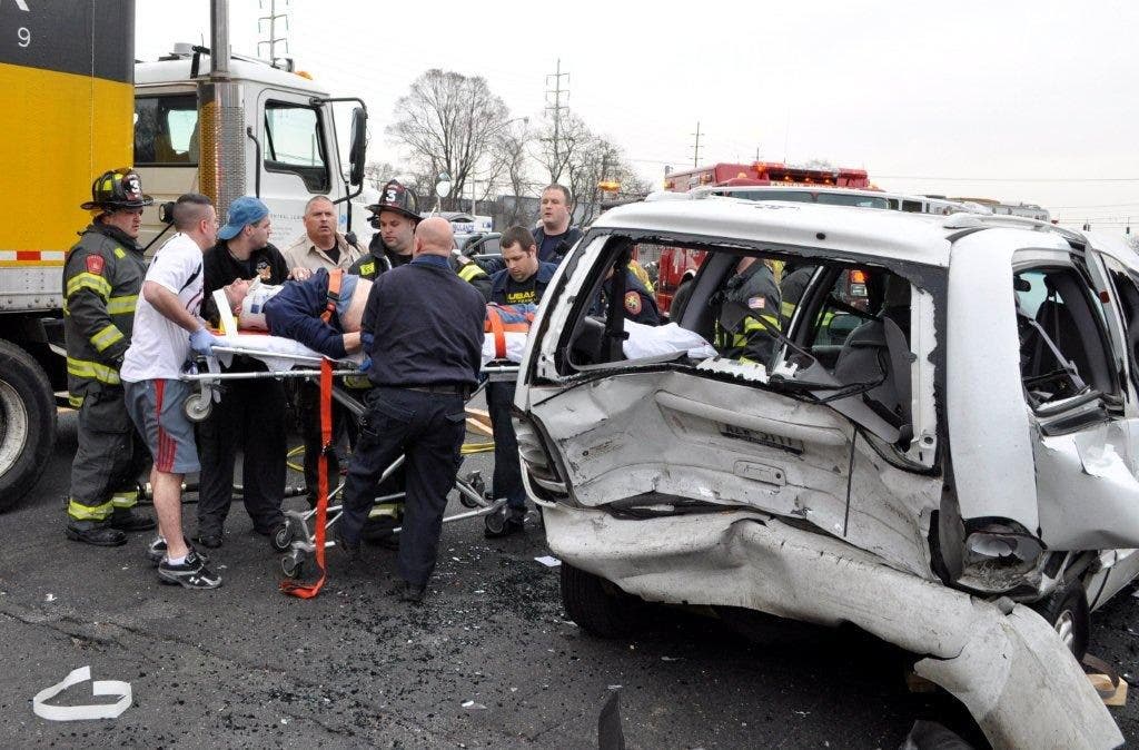 Update Five Injured in Serious Crash on Sunrise Highway Merrick, NY