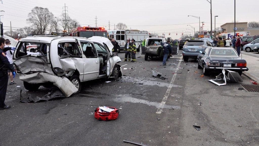 Update Five Injured in Serious Crash on Sunrise Highway Merrick, NY