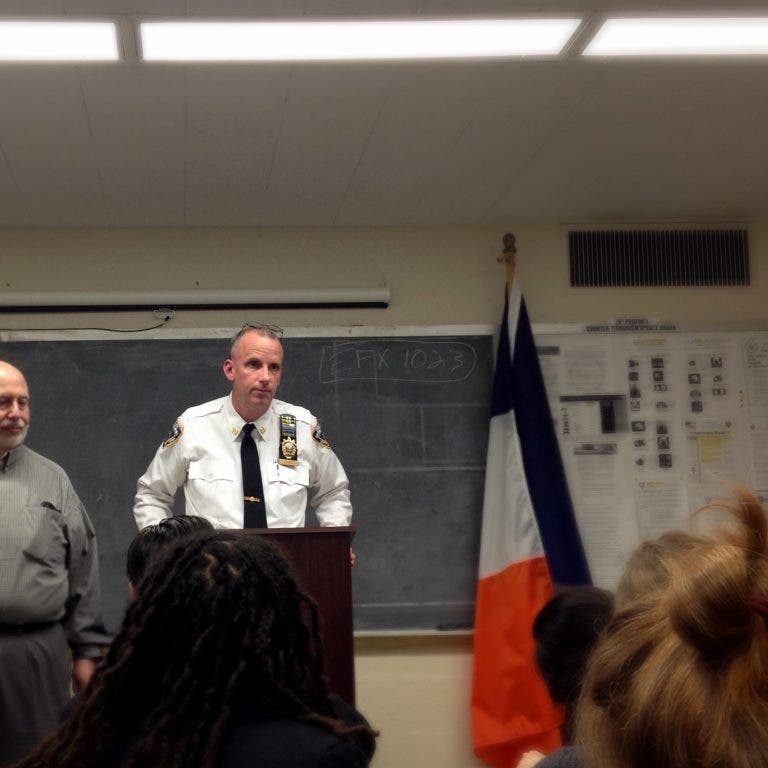 News small post card thumbnail