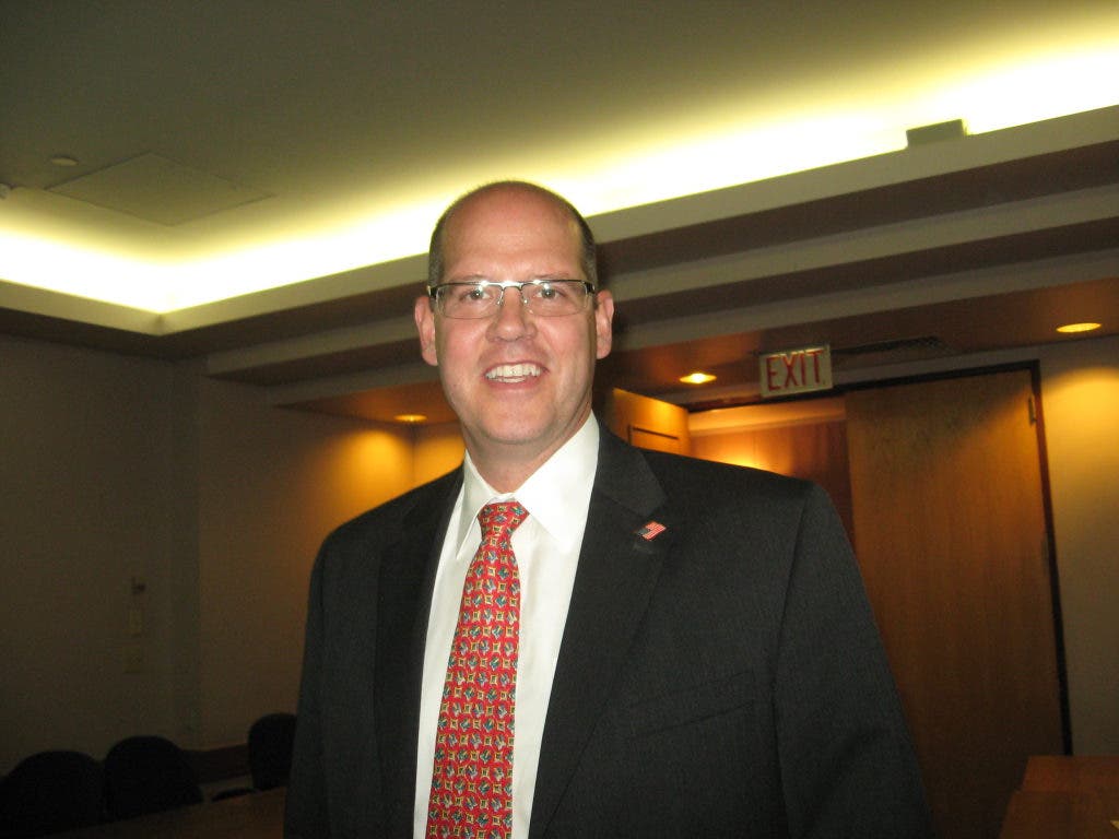 Republican Mayoral Candidate Says Mayor Should Not Have City Car for Personal Use