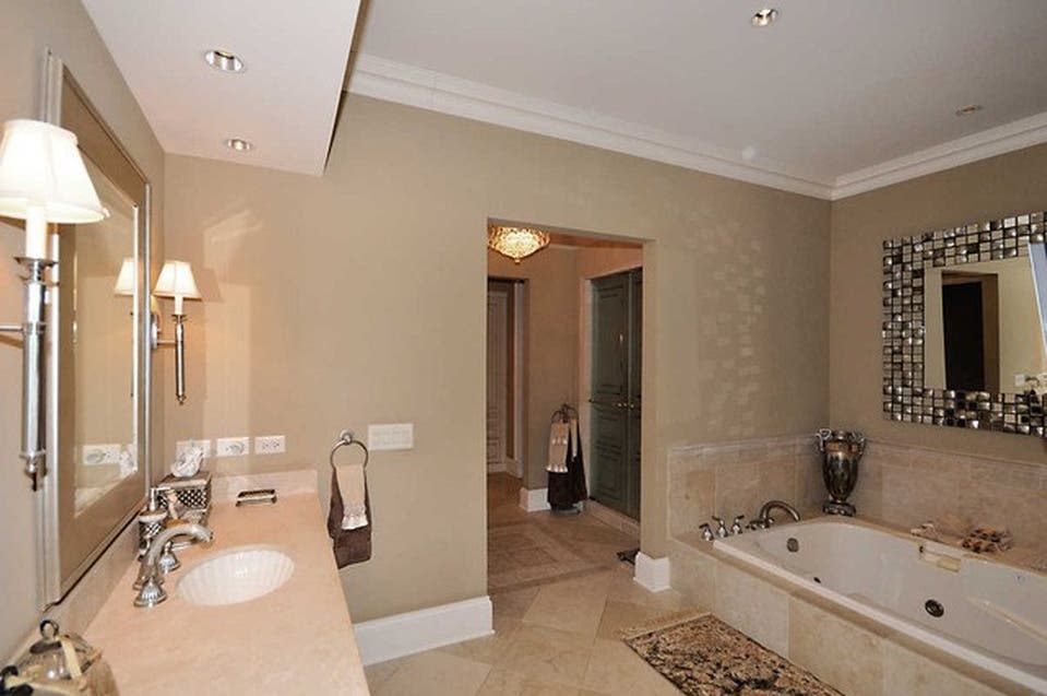 Luxury Penthouse Has Heated Floors, Temperature-Controlled Wine Room ...