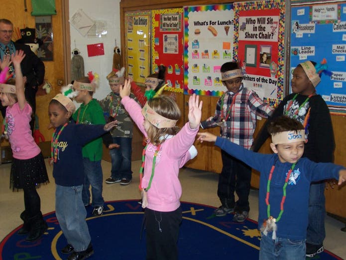 Viewfinder Blackwood Elementary Students Celebrate Thanksgiving