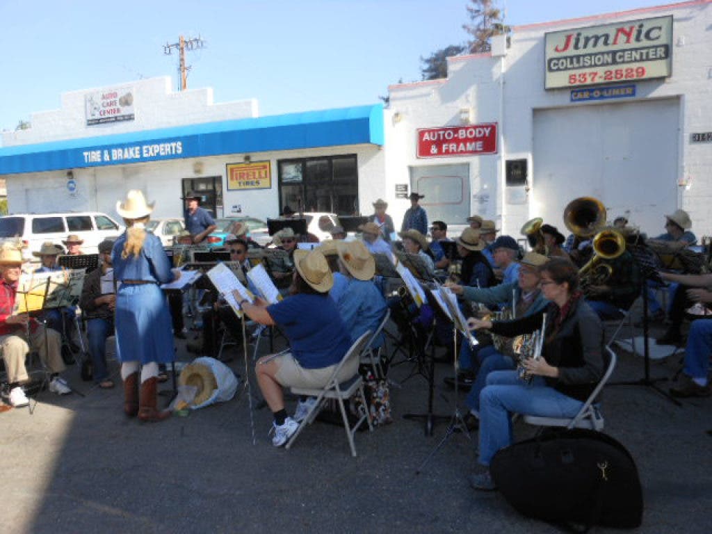 Rowell Ranch Rodeo Parade PHOTOS: Rowell Ranch Rodeo Parade Marches Down the Boulevard | Castro ...