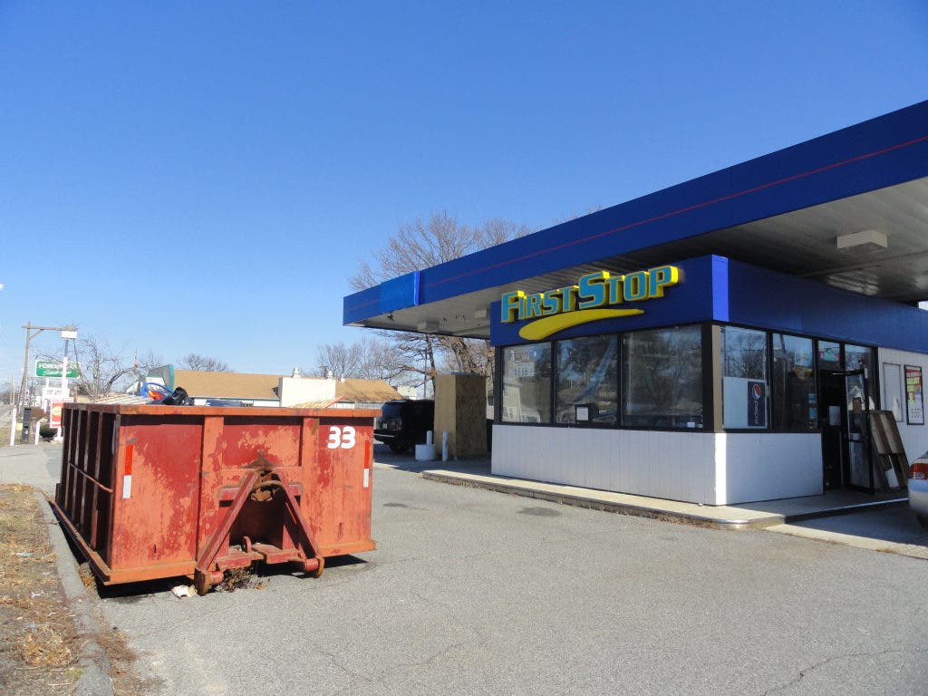 News small post card thumbnail