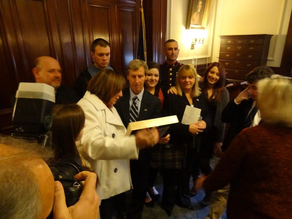 News small post card thumbnail