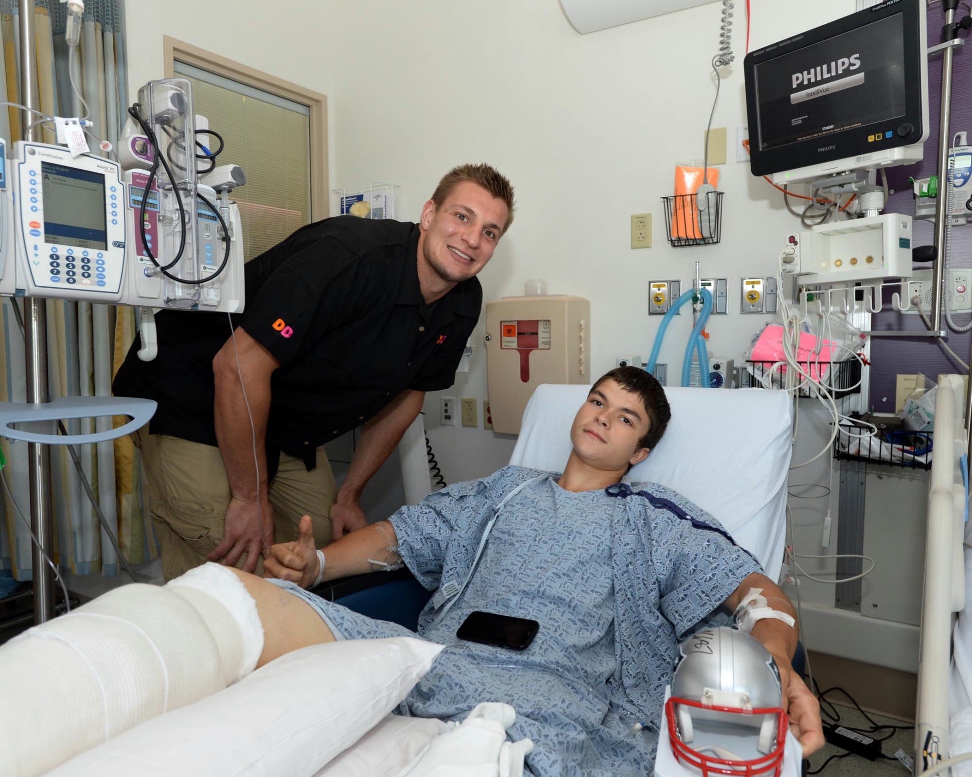 News small post card thumbnail