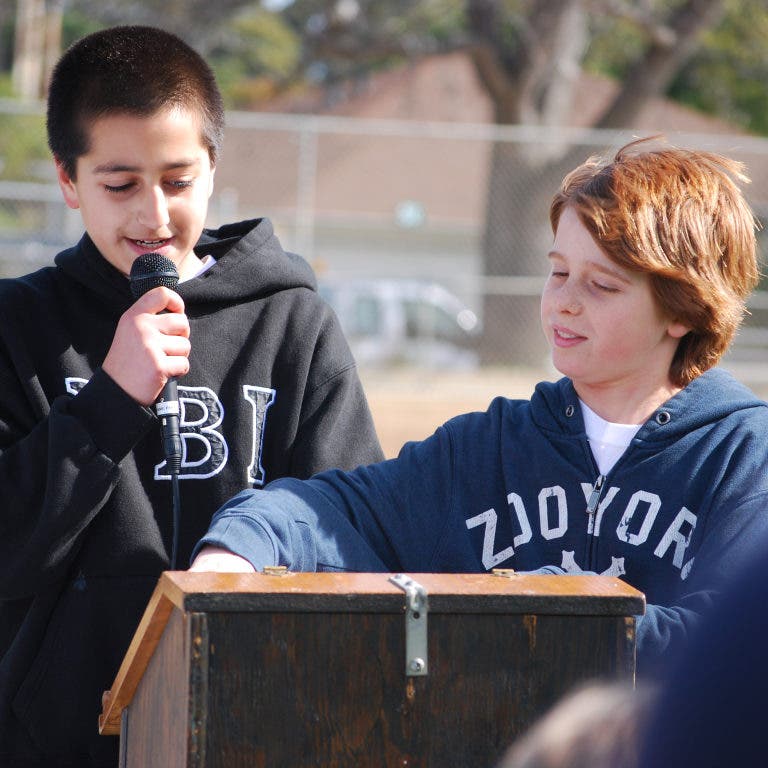 News small post card thumbnail