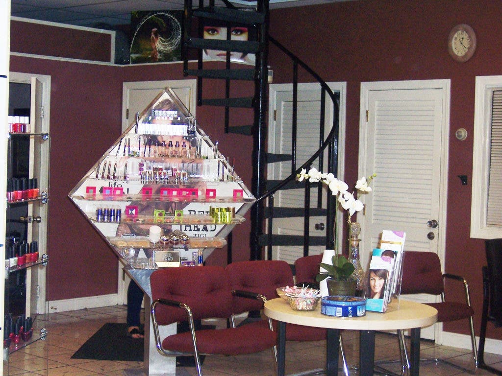 108 Salon Staff Finds A New Home in Narragansett Narragansett, RI Patch