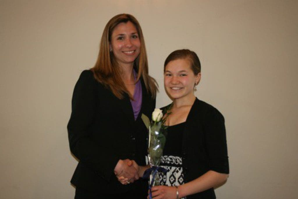 SOUTHBURY RESIDENT AWARDED COLLEGE SCHOLARSHIP FUNDS FROM CONNECTICUT