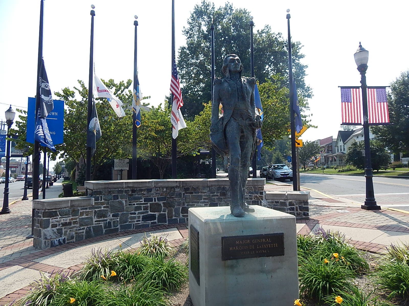 News small post card thumbnail