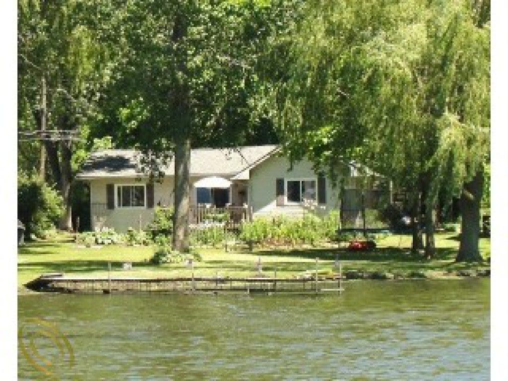 House Hunt Living on Lake Tyrone Hartland, MI Patch