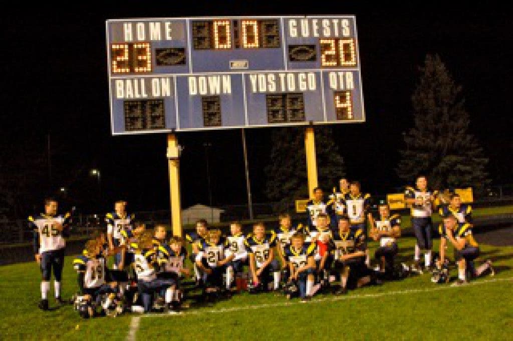 (WITH PHOTOS) Perfect Times Three Hartland Youth Football Teams Finish