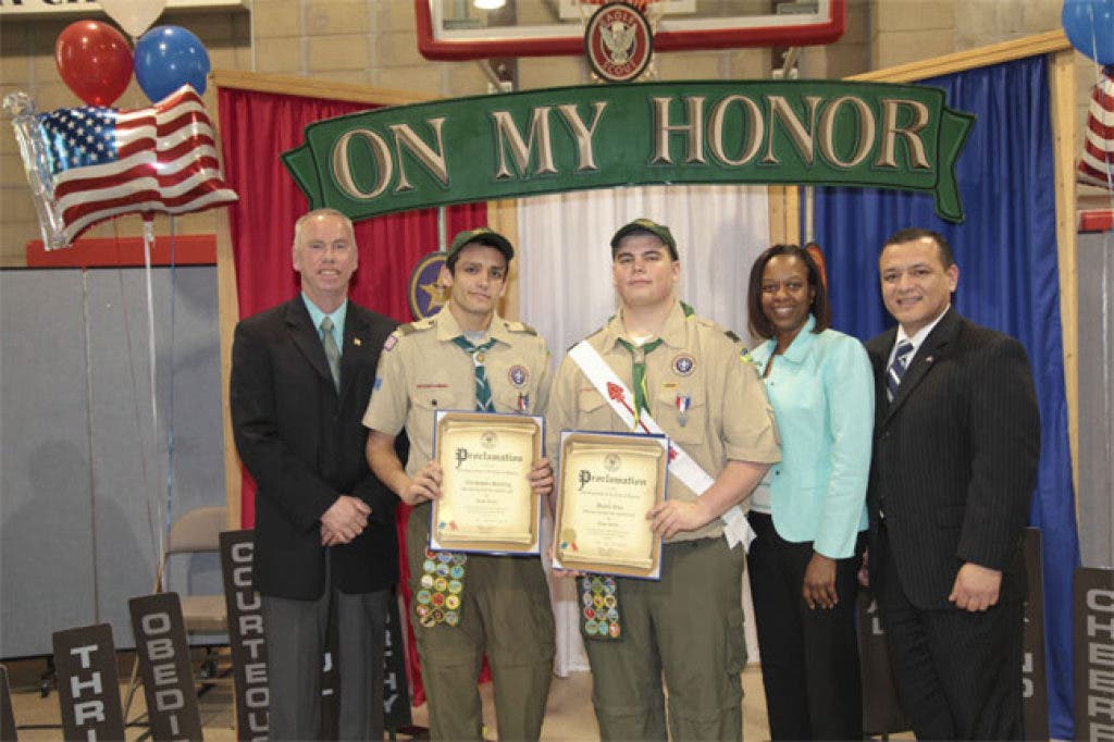 News small post card thumbnail