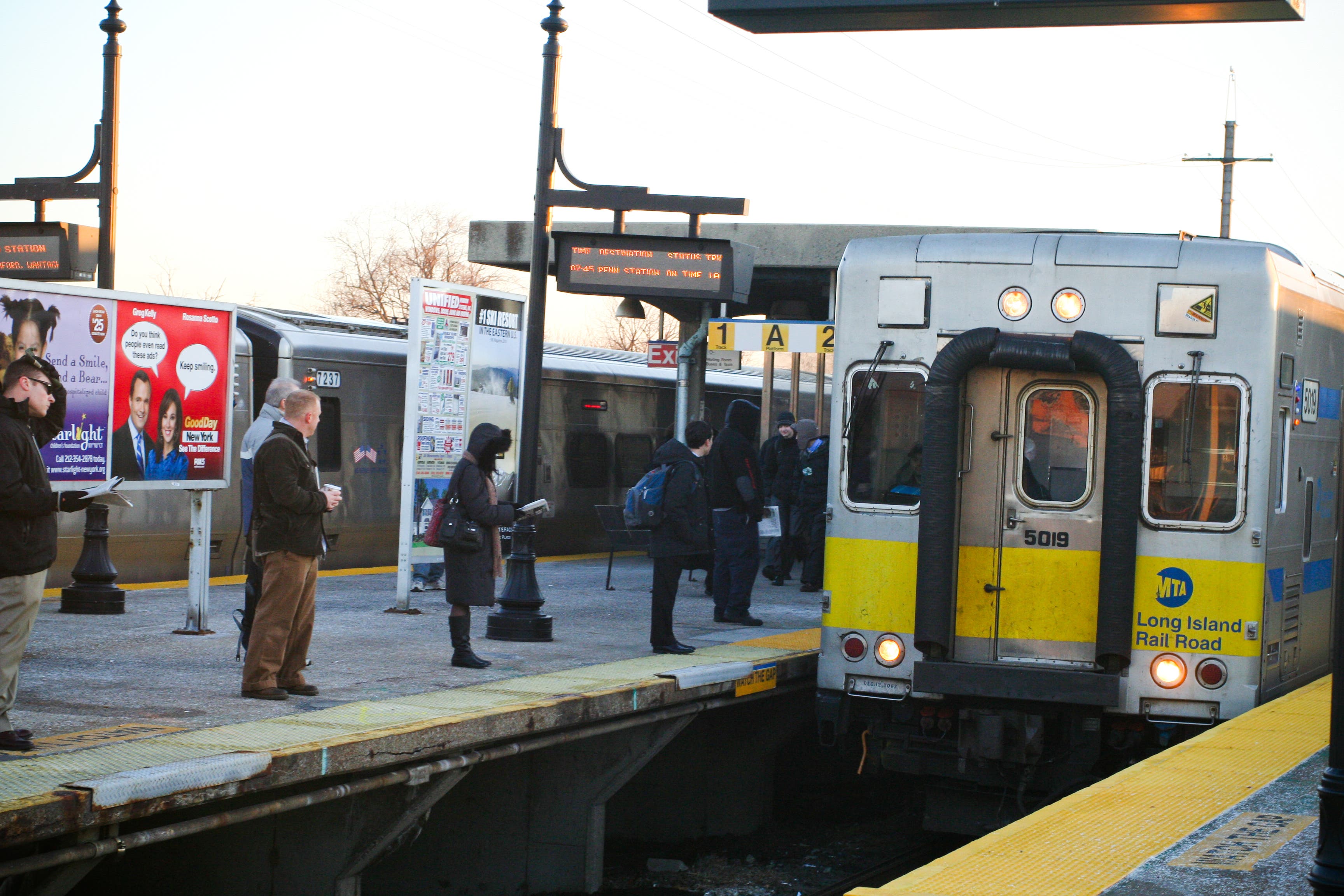 News small post card thumbnail