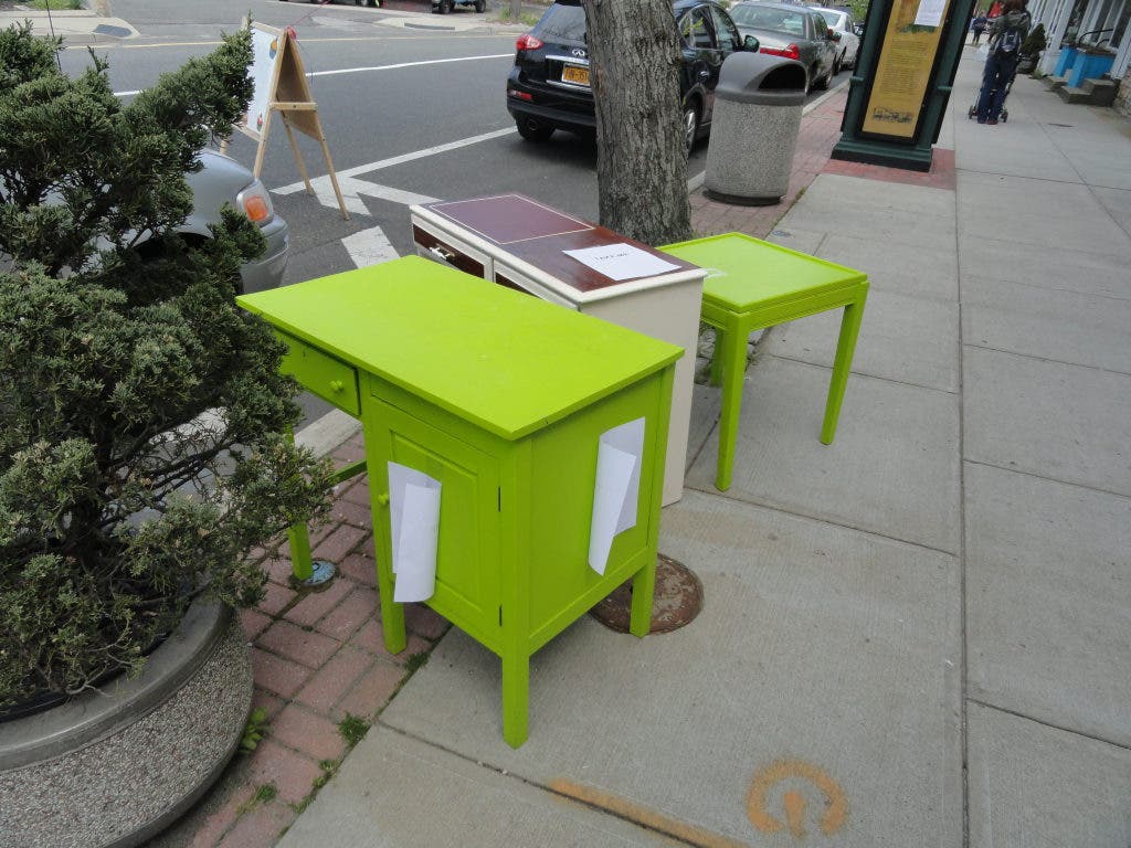 News small post card thumbnail