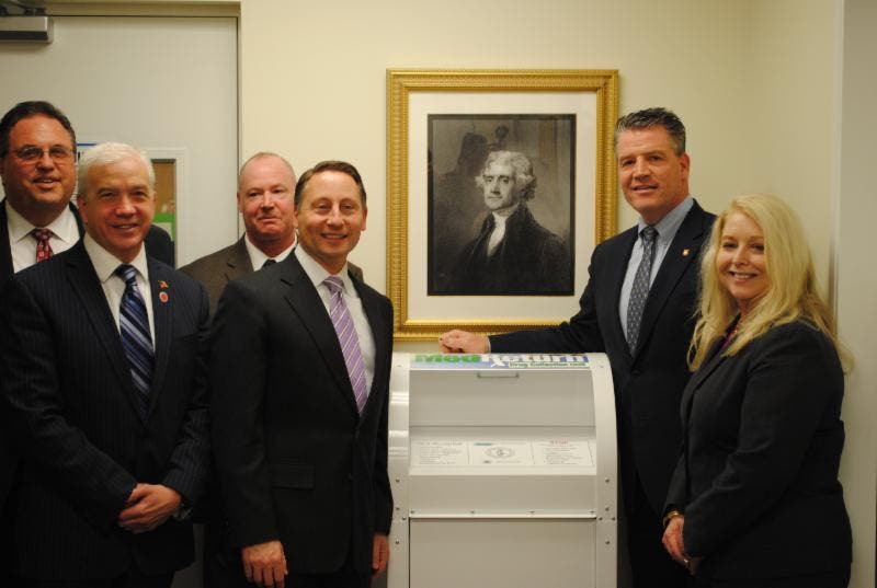 News small post card thumbnail