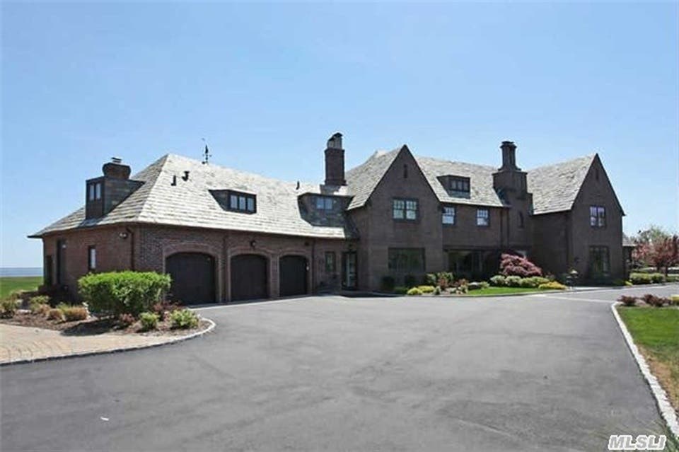 Wow House Former Entenmann Family Residence in Bay Shore Sayville