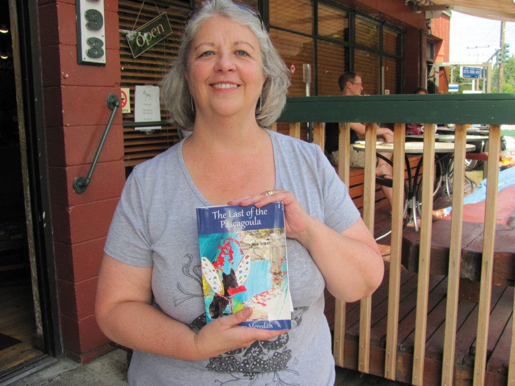 News small post card thumbnail