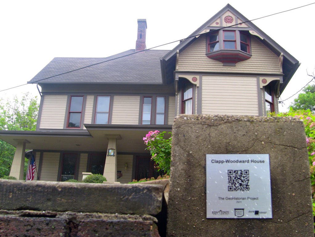 News small post card thumbnail