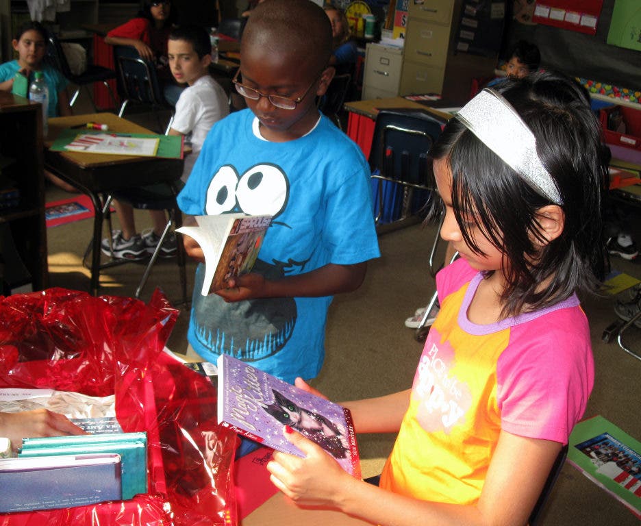 News small post card thumbnail