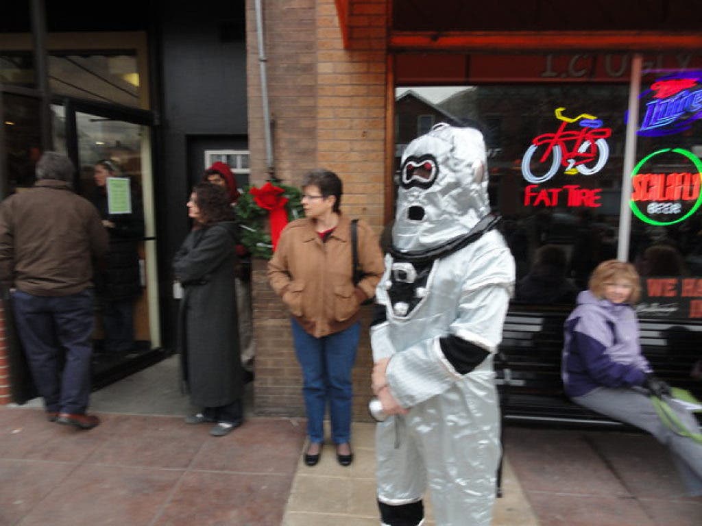 News small post card thumbnail