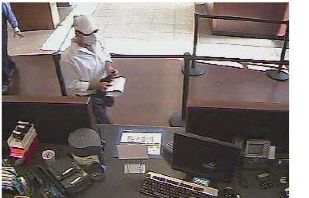Bradenton Police Need Help Identifying Bank Robber | Bradenton, FL Patch