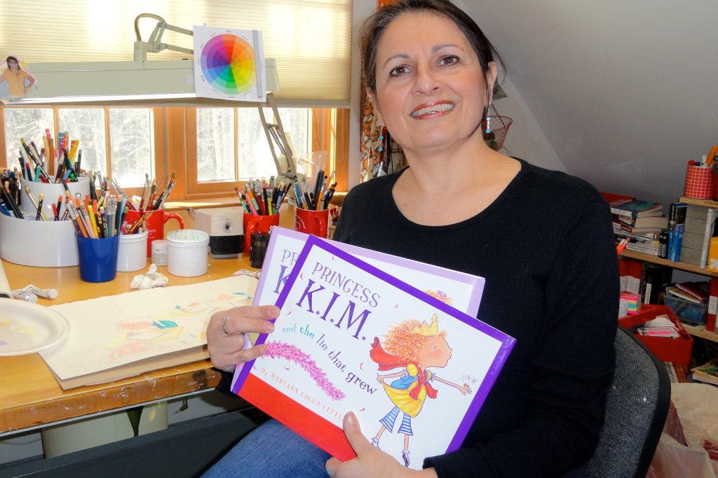 News small post card thumbnail