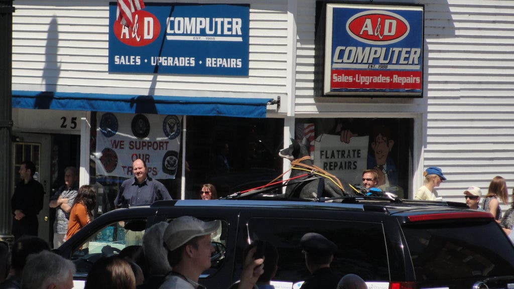 News small post card thumbnail