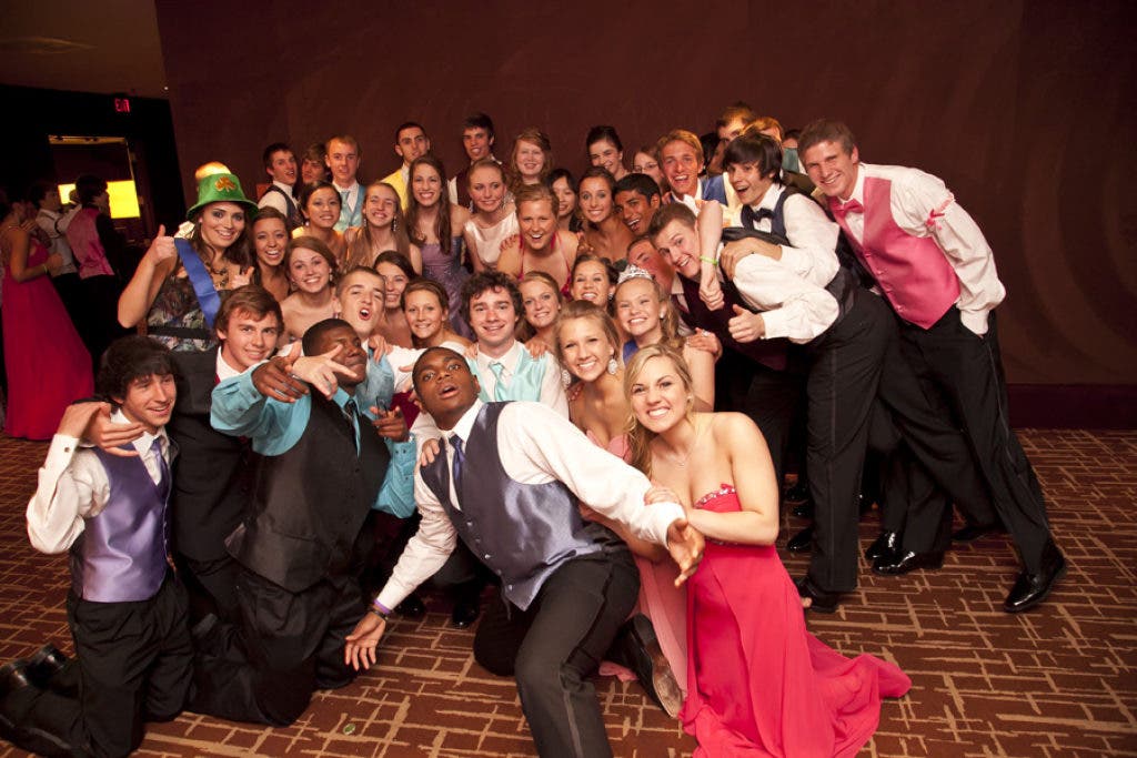 Photo Gallery: Central Junior Prom Classy and Fun | Brookfield, WI Patch
