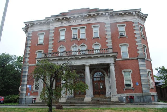 News small post card thumbnail