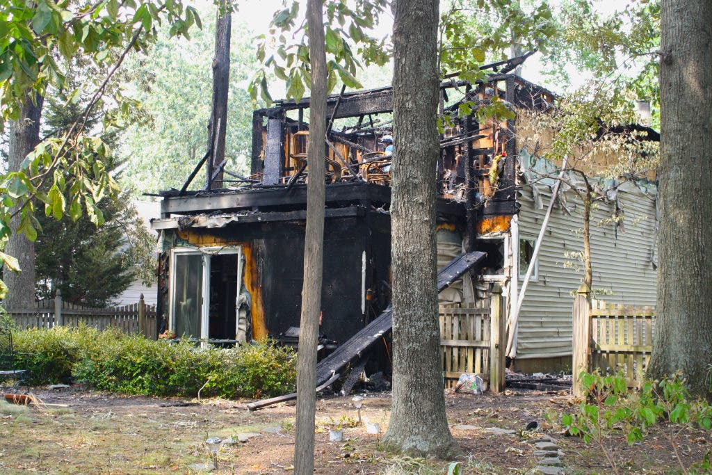 UPDATE: Fire in Arundel on the Bay Leaves One Dead | Annapolis, MD Patch