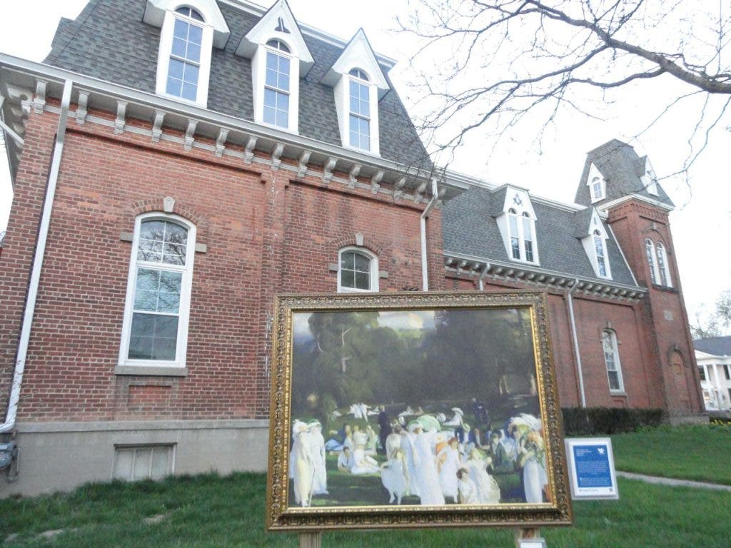 News small post card thumbnail