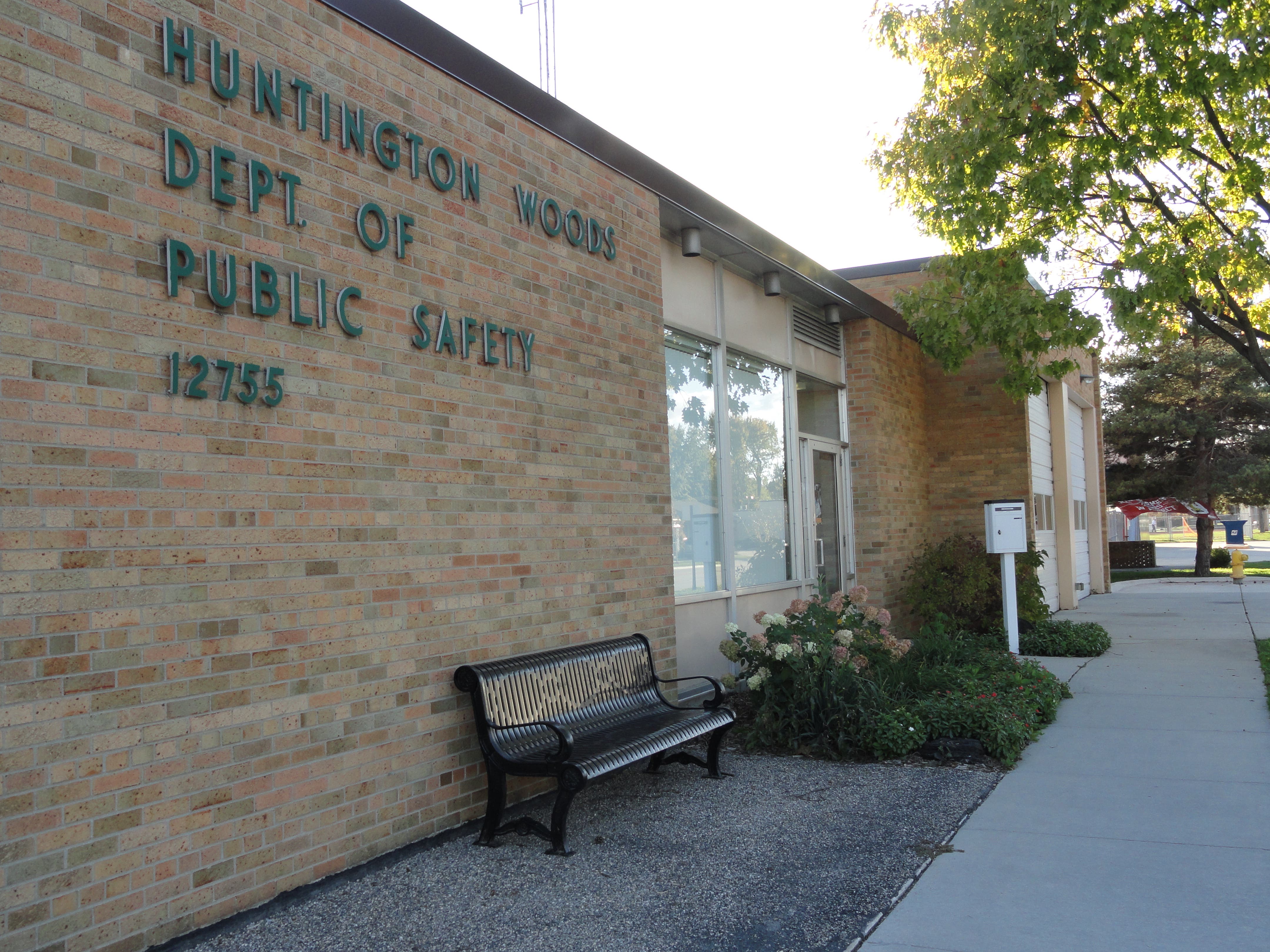 Huntington Woods to Consider Dispatch Contract with Ferndale Ferndale