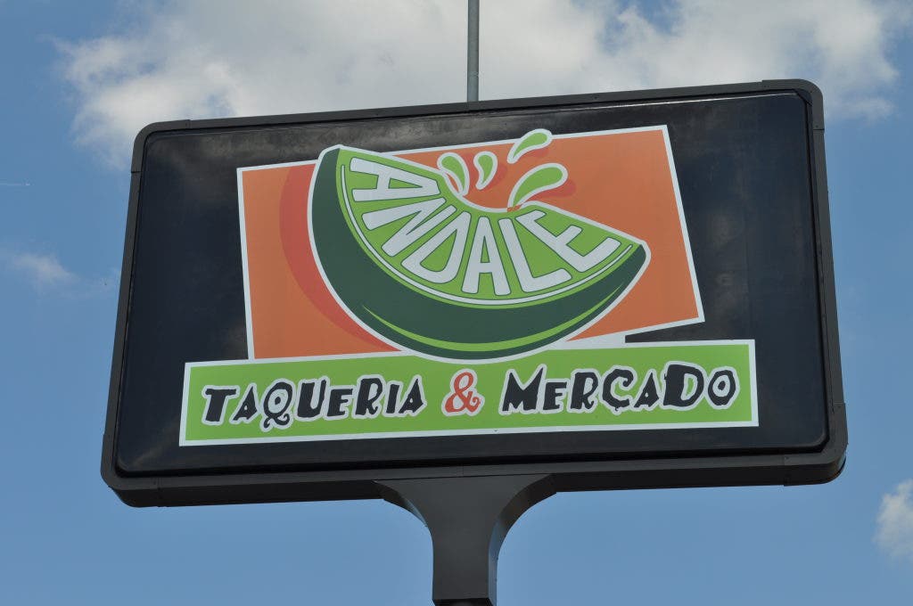 'Andale Taqueria y Mercado' Opens in Old Richfield Embers Spot ...