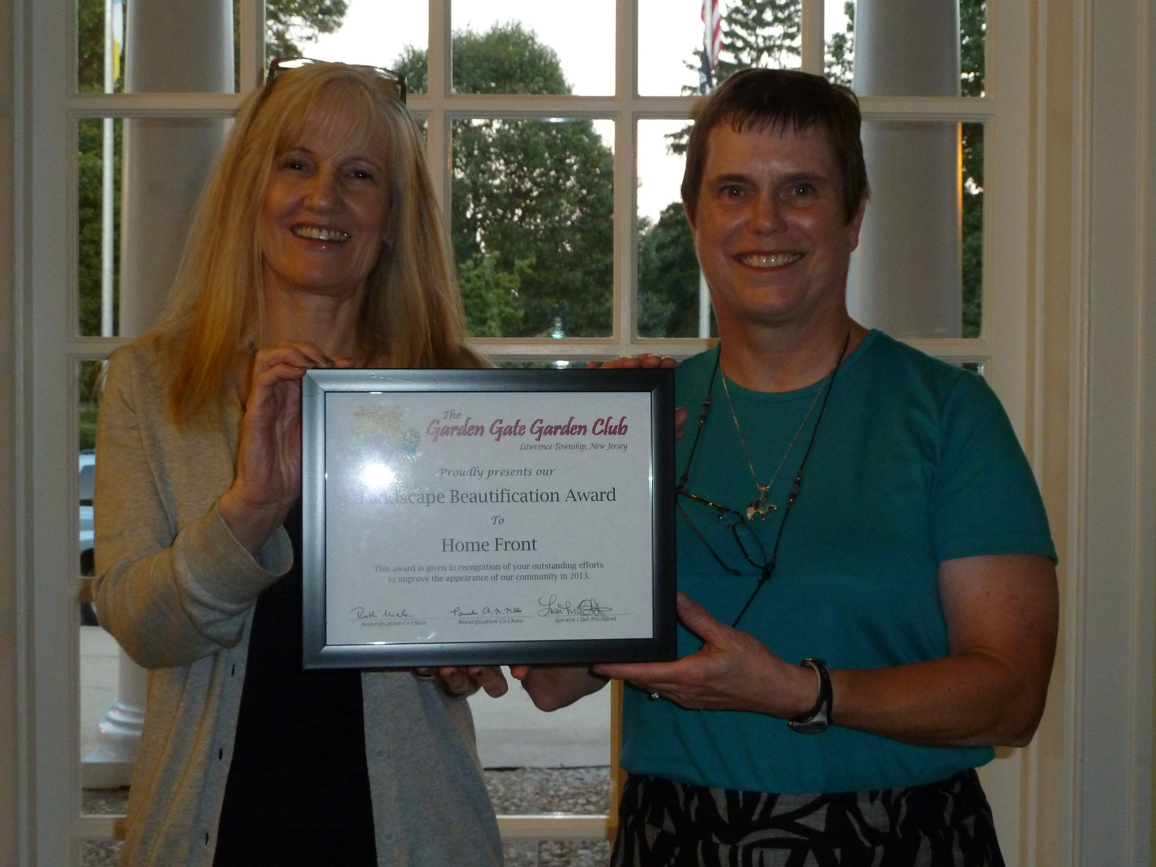 News small post card thumbnail