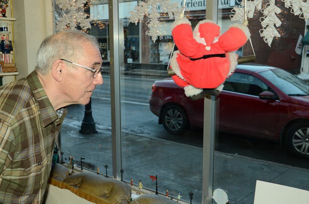 News small post card thumbnail