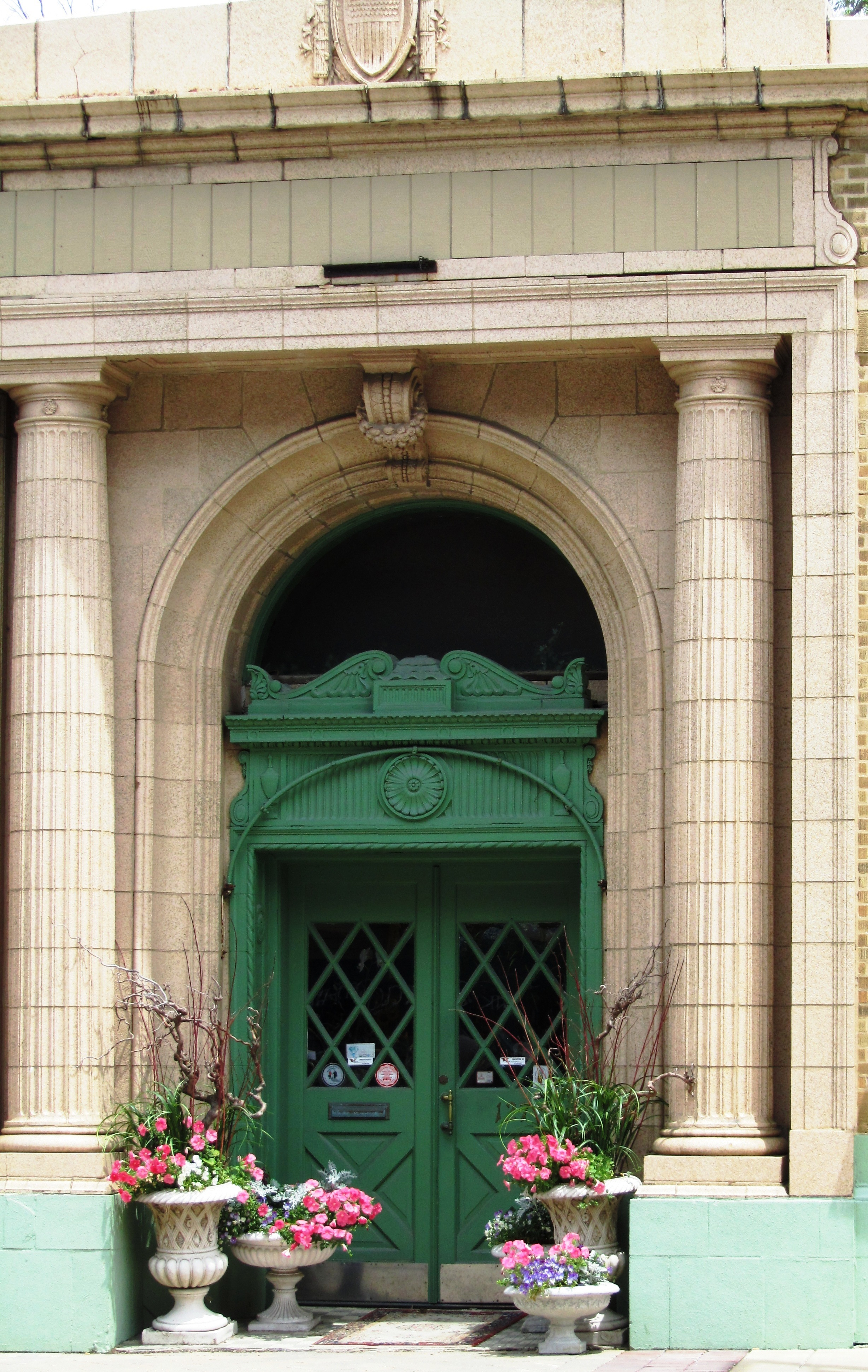 News small post card thumbnail