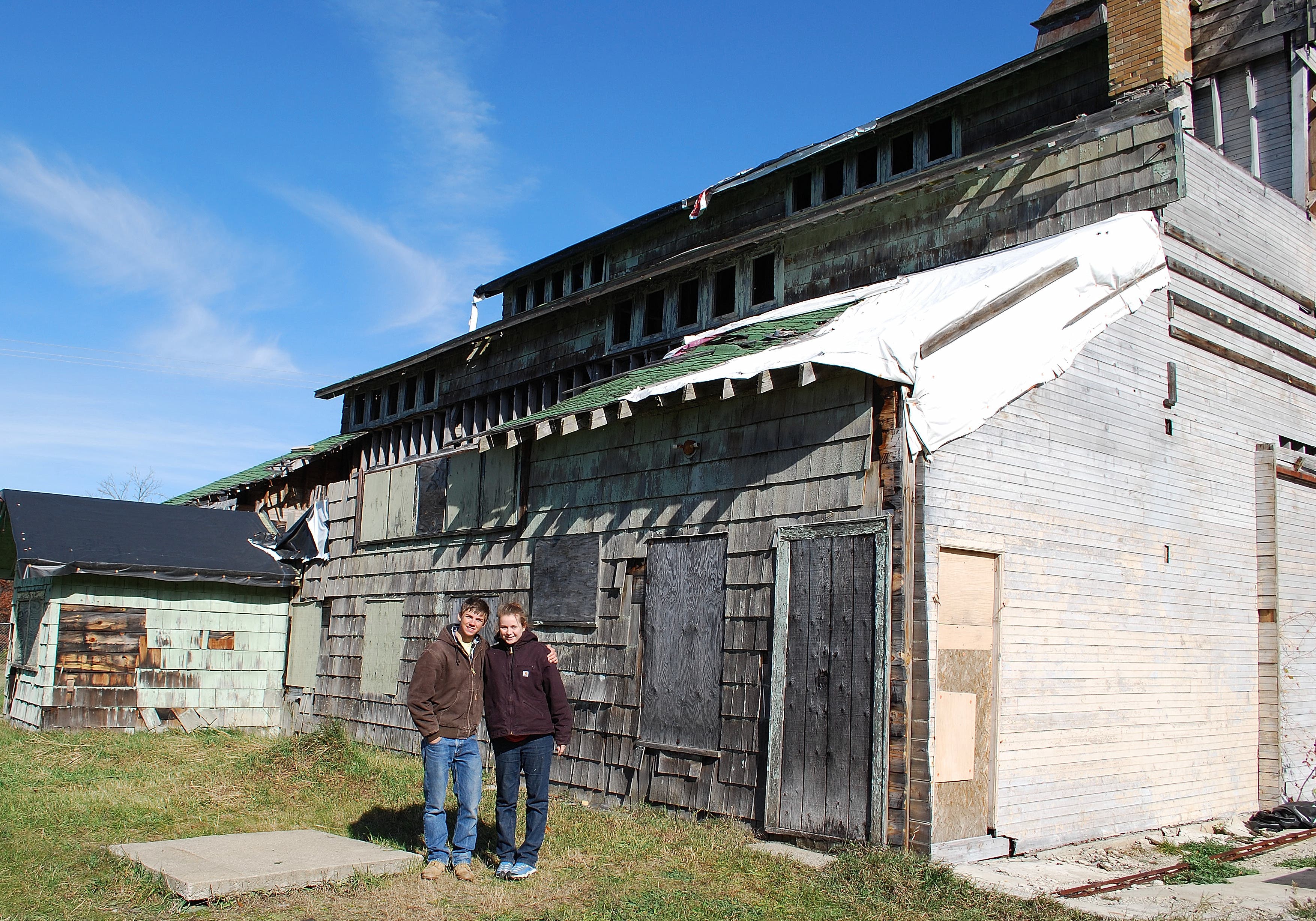 News small post card thumbnail