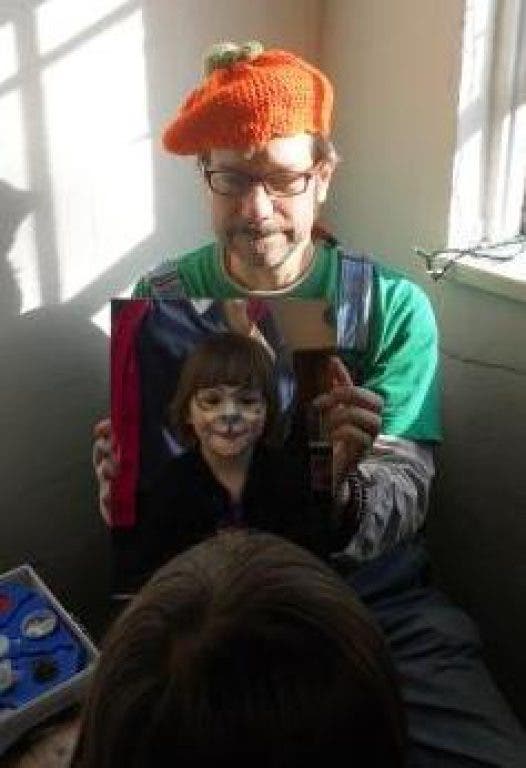 News small post card thumbnail