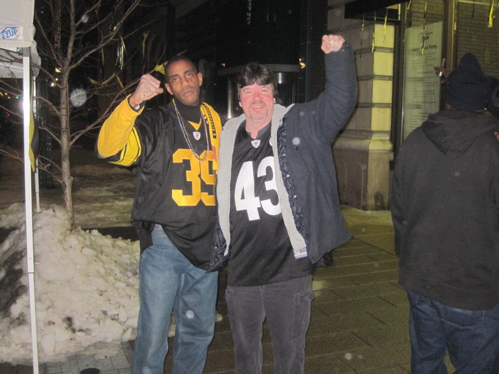 News small post card thumbnail