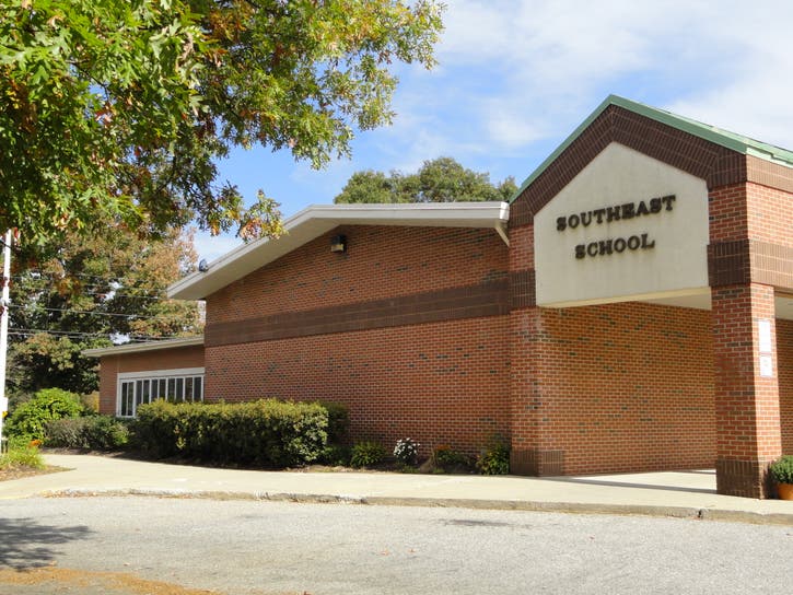 Update Mansfield Public Schools, E.O. Smith Closed Monday Mansfield