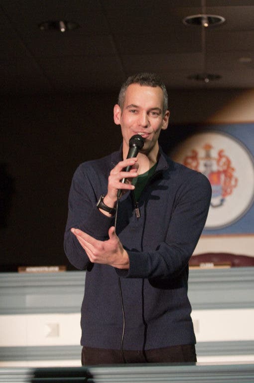 News small post card thumbnail